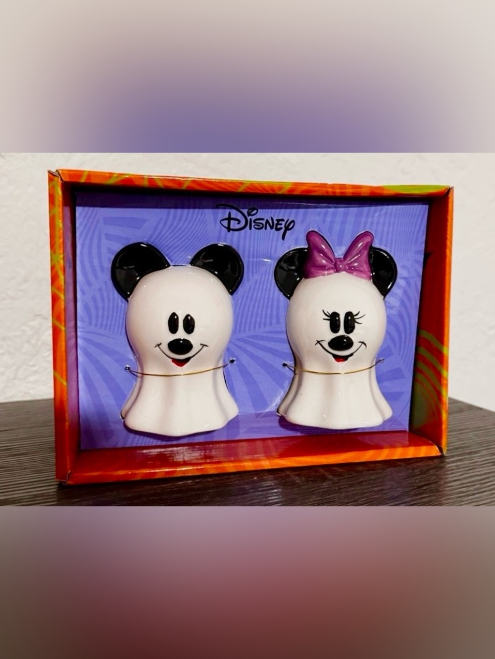 New Disney Mickey & Minnie Mouse Halloween Ghost Salt and Pepper Shakers 👻💜🎃✨